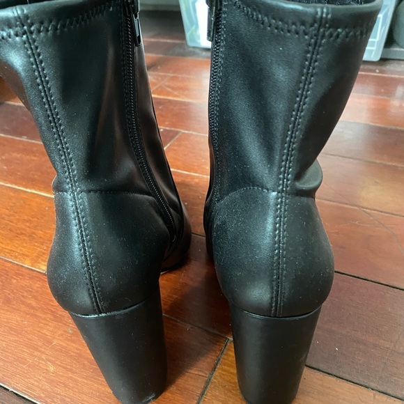 ALDO - black leather boots 8.5 - Picture 3 of 7